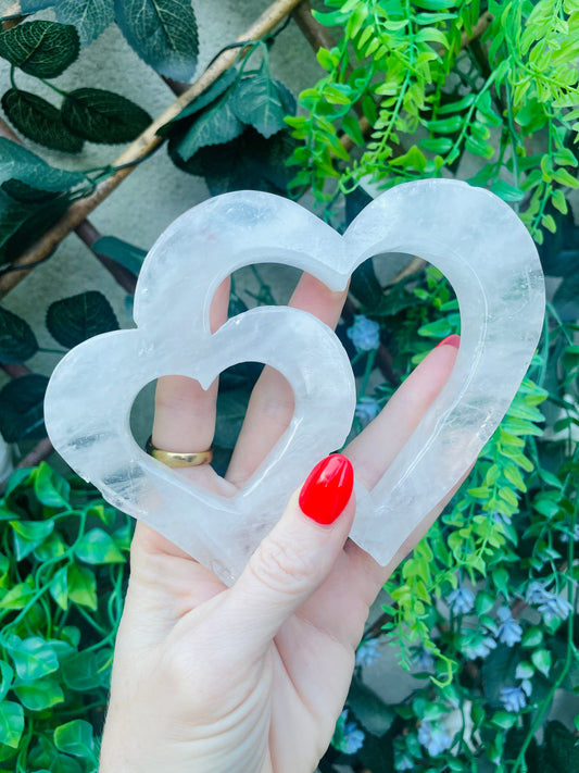 Quartz Heart, Clear Quartz, Clear Quartz Heart, Crystal Heart, Master Healer, Crown Chakra, Quartz Carving